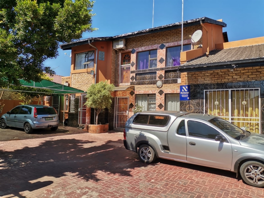 18 Bedroom Property for Sale in Bodorp North West